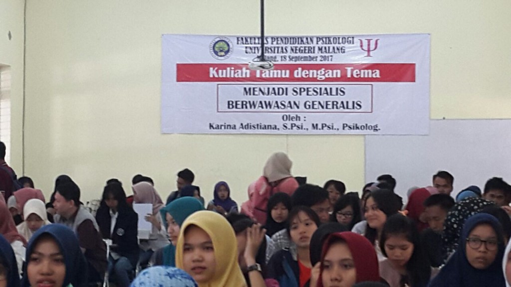 Kuliah Tamu Pendidikan oleh Karina Adistiana