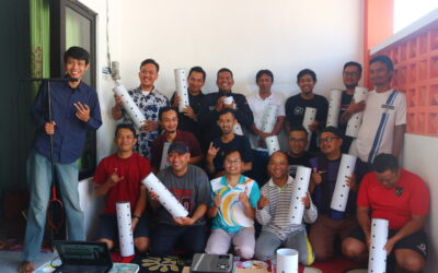 Tim Pengabdian Psikologi UM Ajak Warga Manfaatkan Lubang Biopori sebagai Upaya Pengelolaan Sampah dan Peningkatan Ketahanan Lingkungan