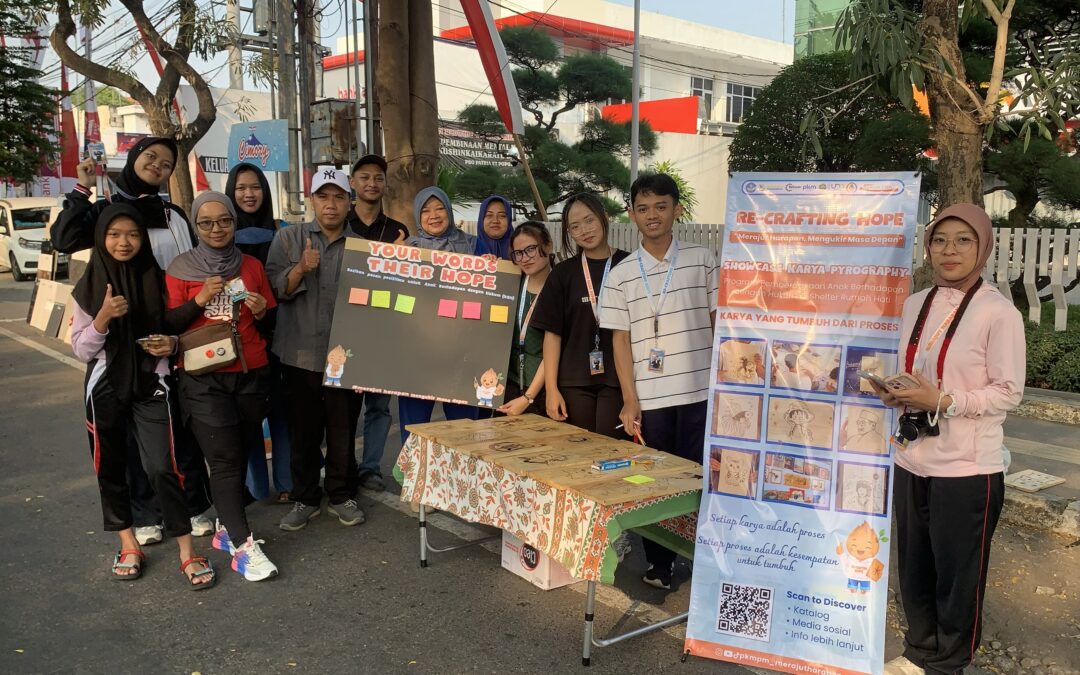 Tim PKM-PM UM Hadirkan Program RE-CRAFTING HOPE di Shelter Rumah Hati Jombang
